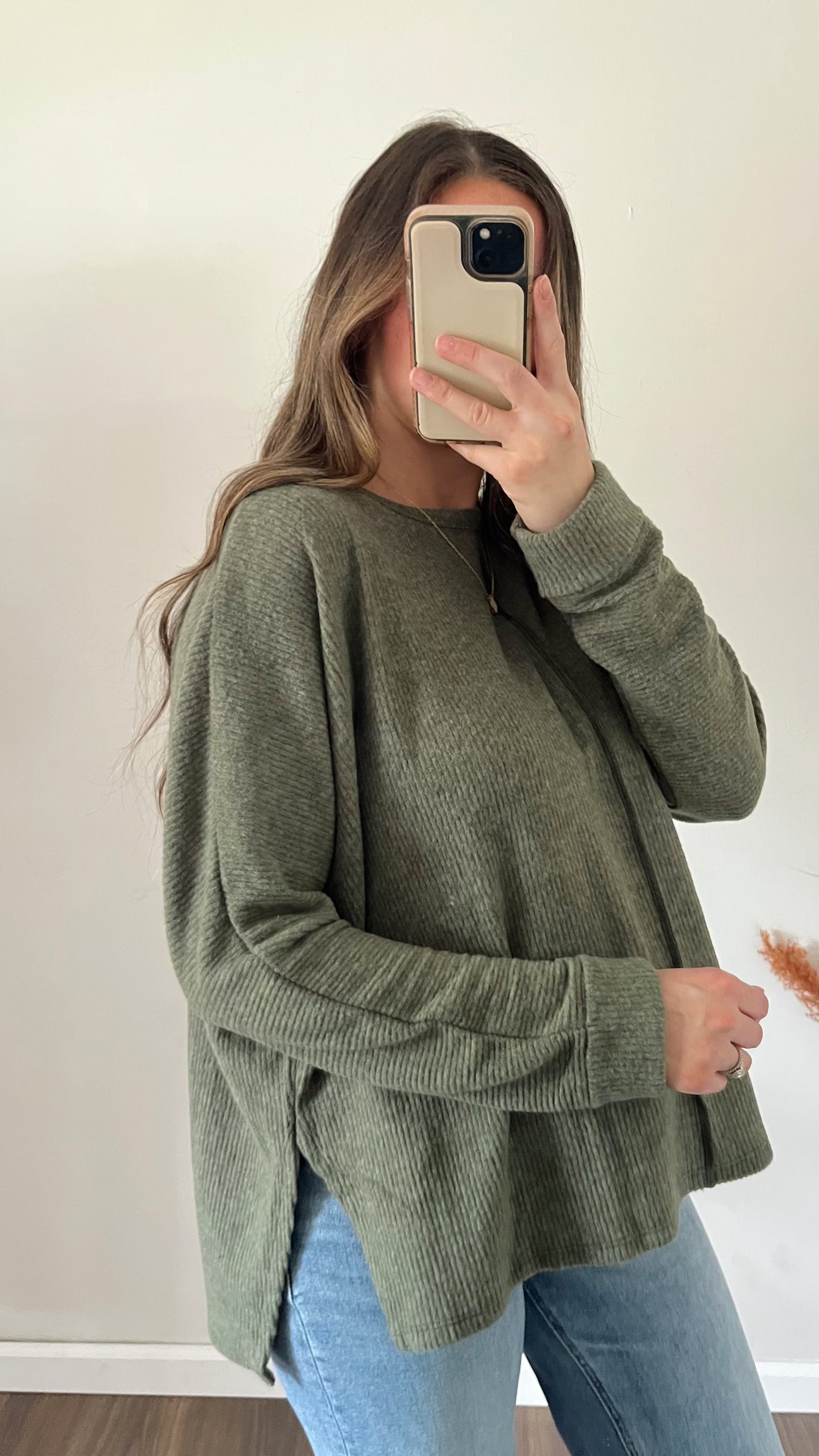 Comfy Ribbed Sweater Top / Olive
