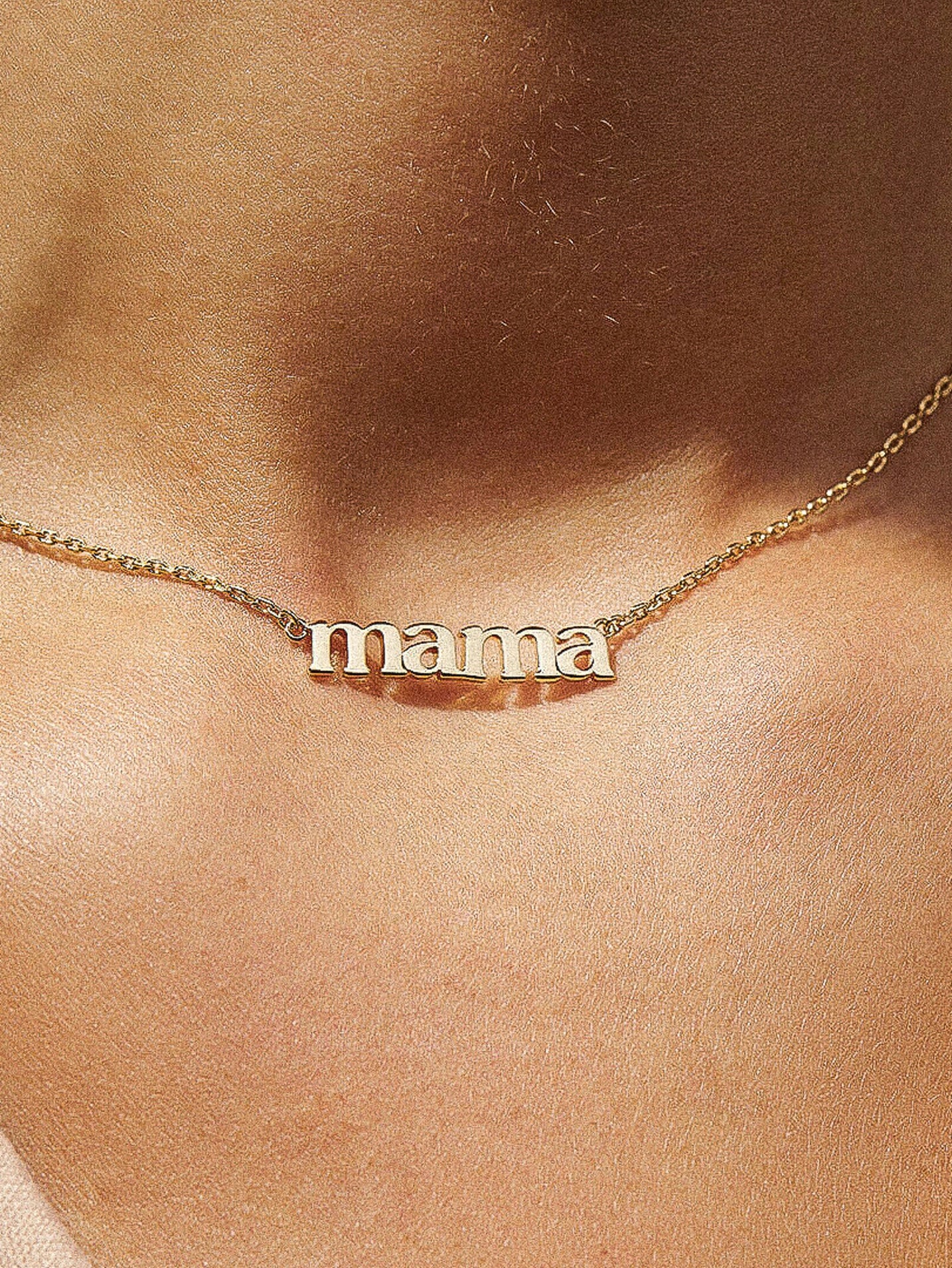 Mama Necklace / Non-tarnish