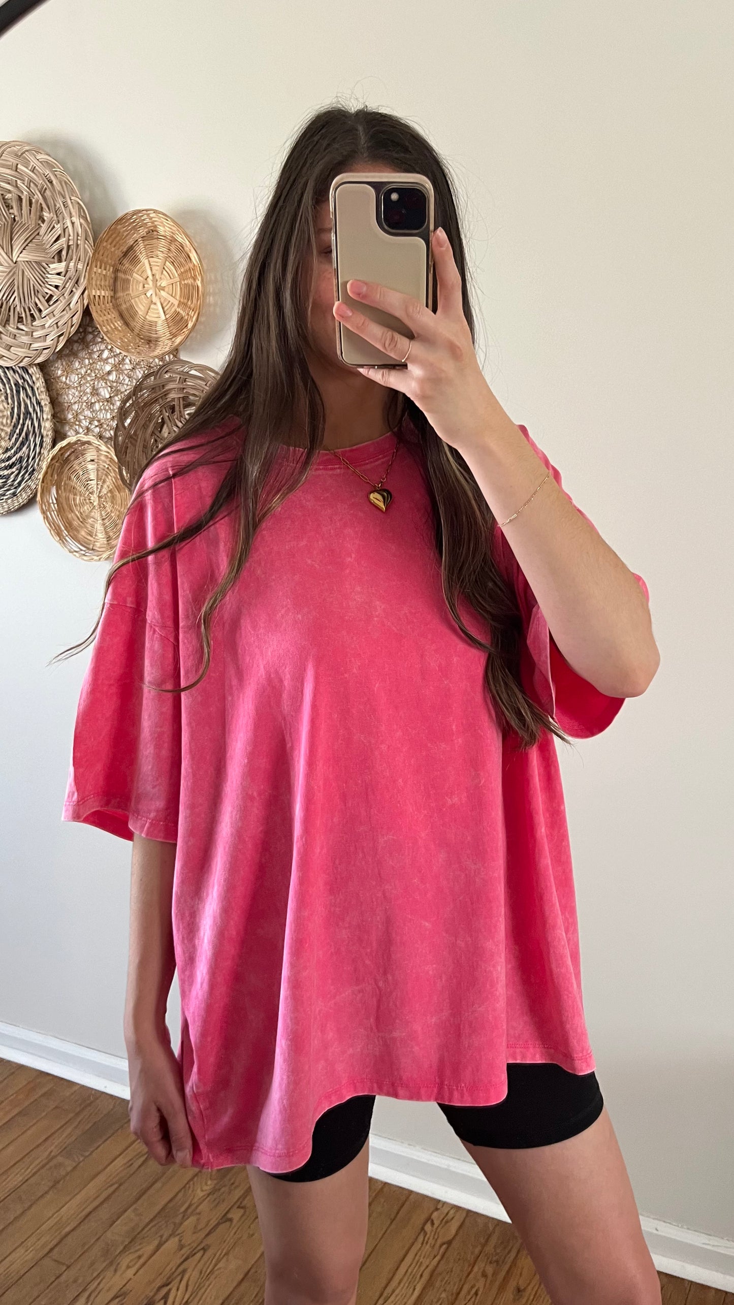 Oversized Boyfriend Tee / Fuschia