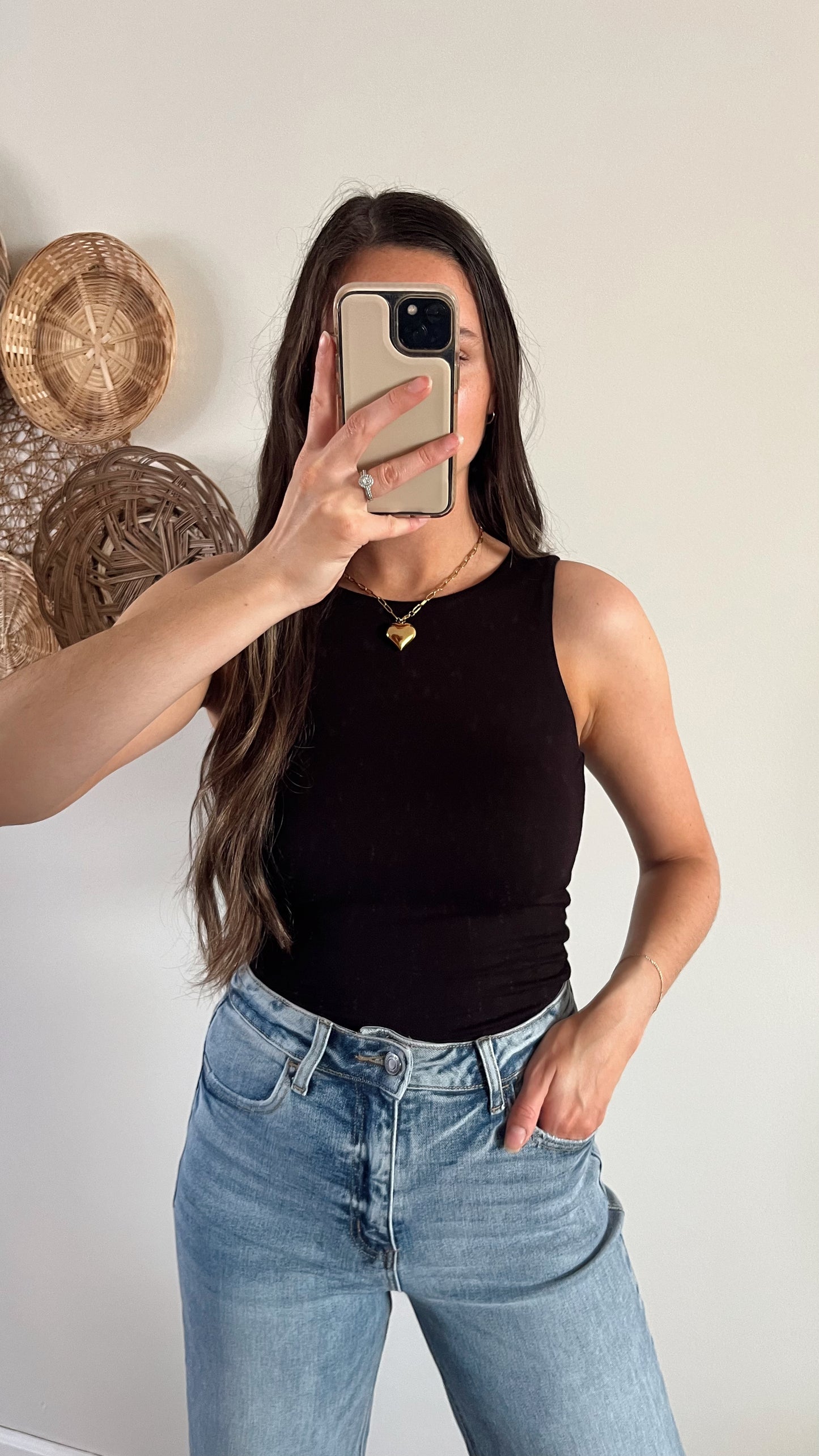 Essential Round Neck Tank / 3 new colors!