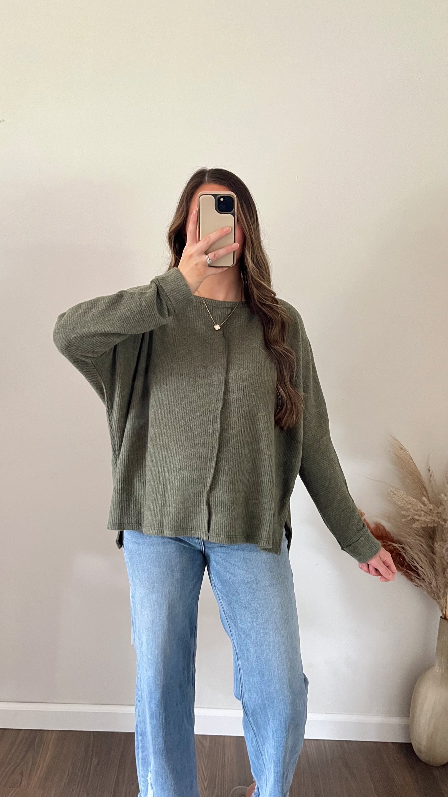 Comfy Ribbed Sweater Top / Olive