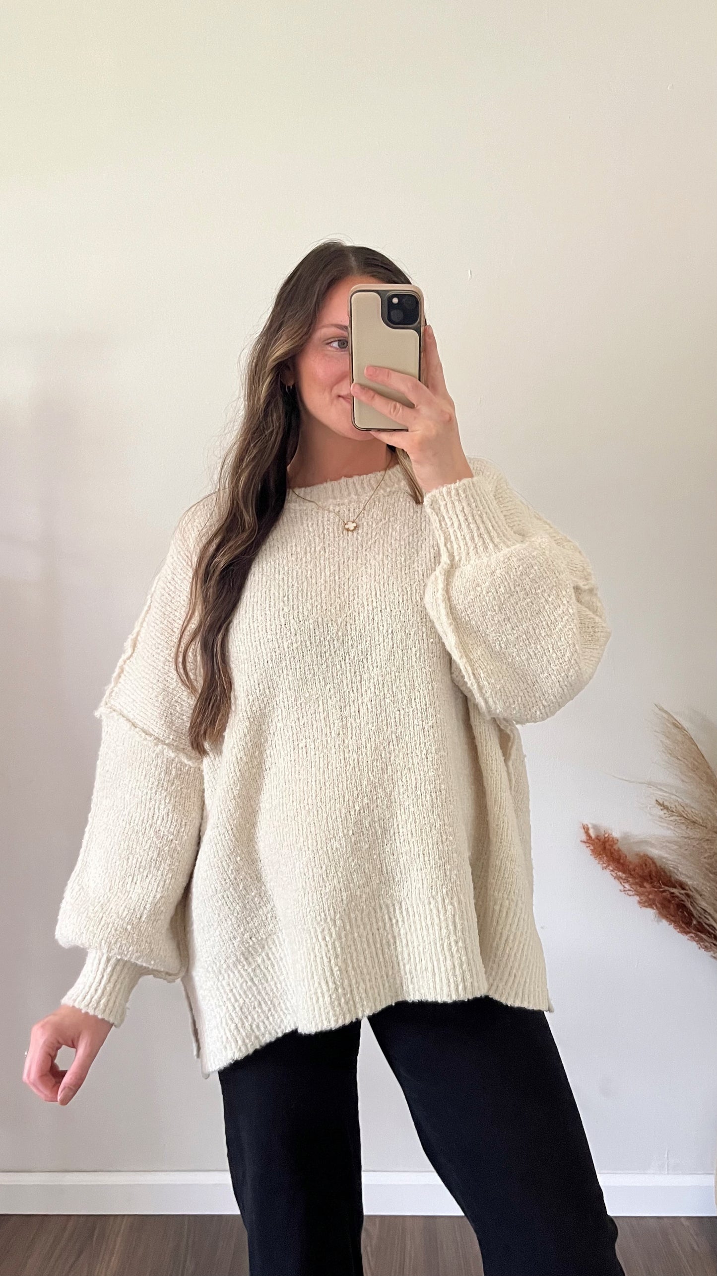 Dreamy Knit Oversized Sweater / Ivory