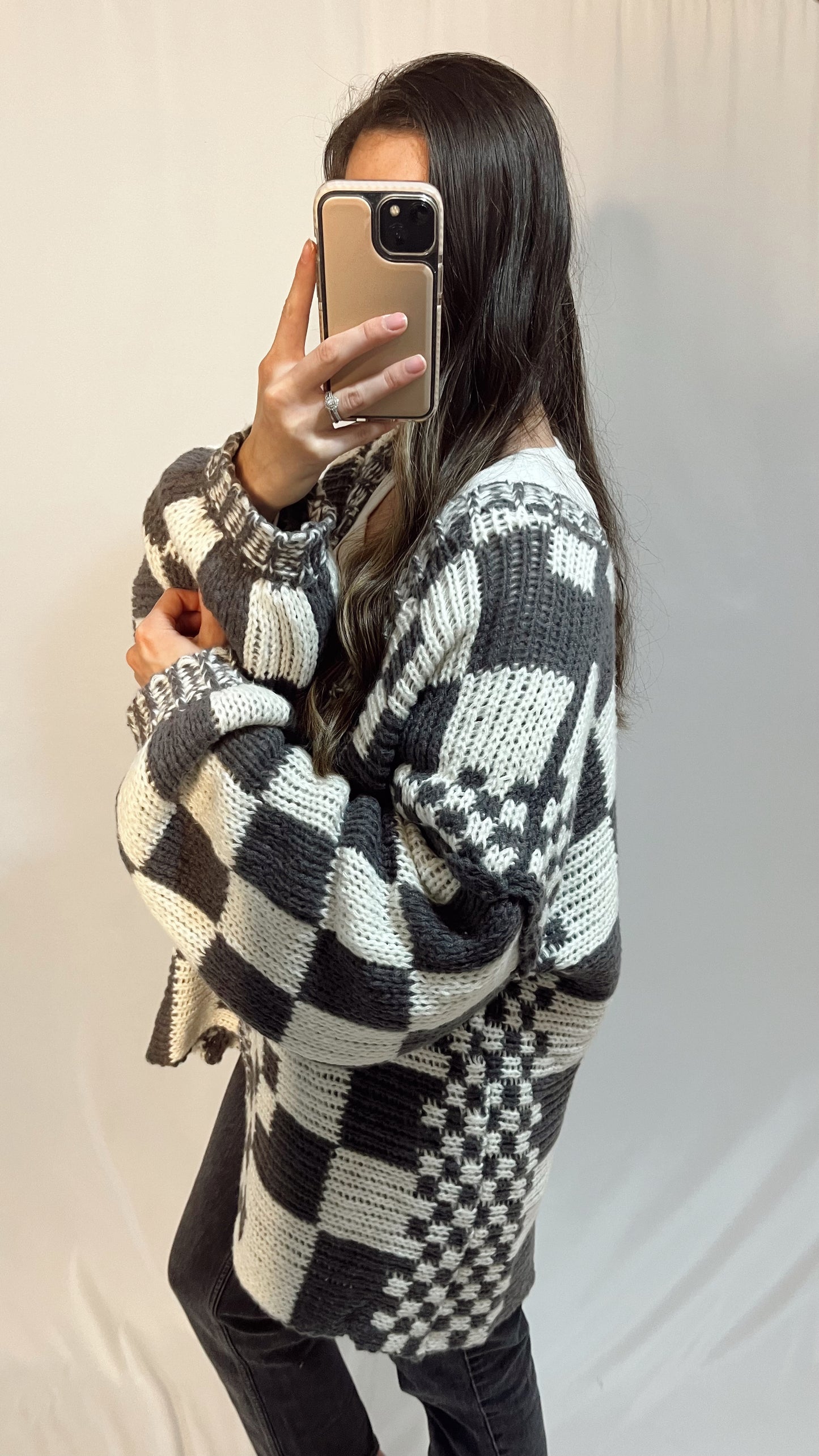 Oversized Checkered Cardigan / Charcoal