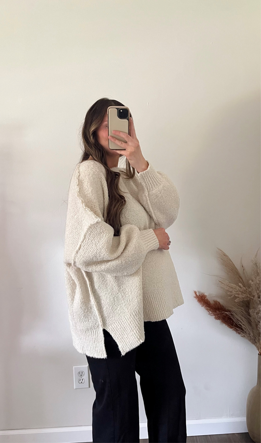 Dreamy Knit Oversized Sweater / Ivory