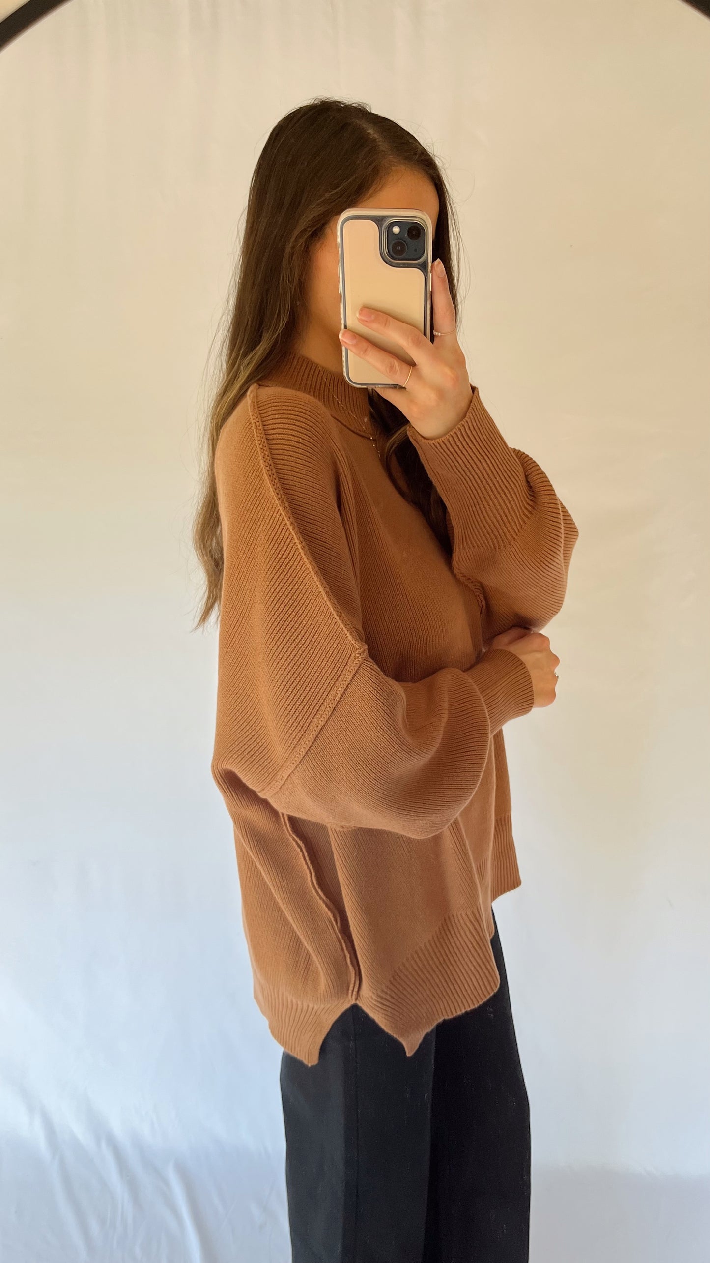 Essential Oversized Sweater / Caramel