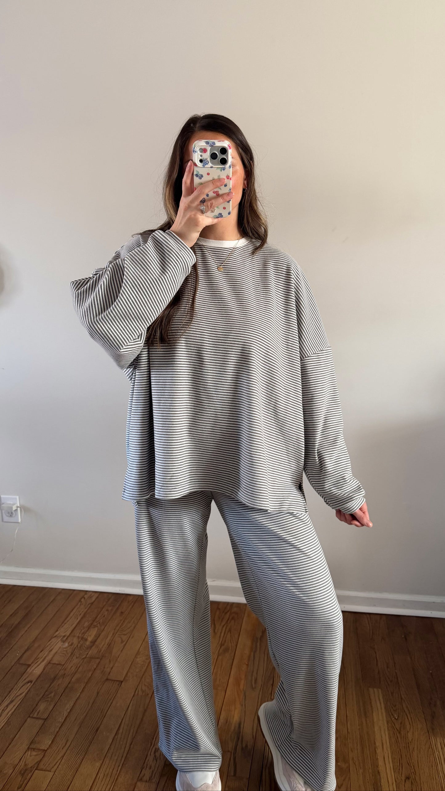 Weekend Fleece Pullover / Charcoal