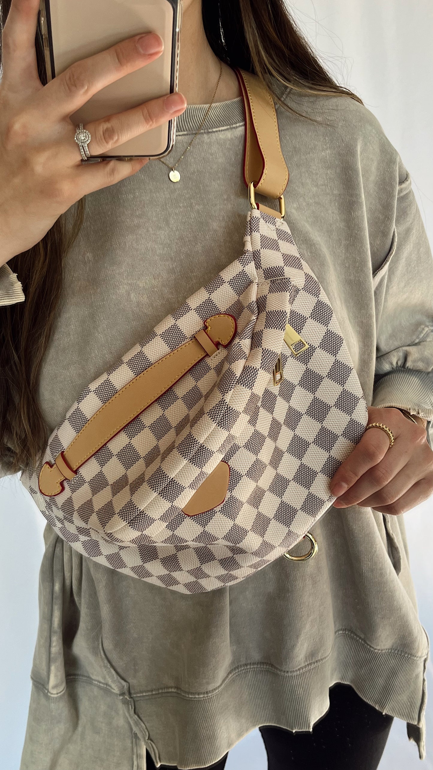 Checkered Bum Bag / White