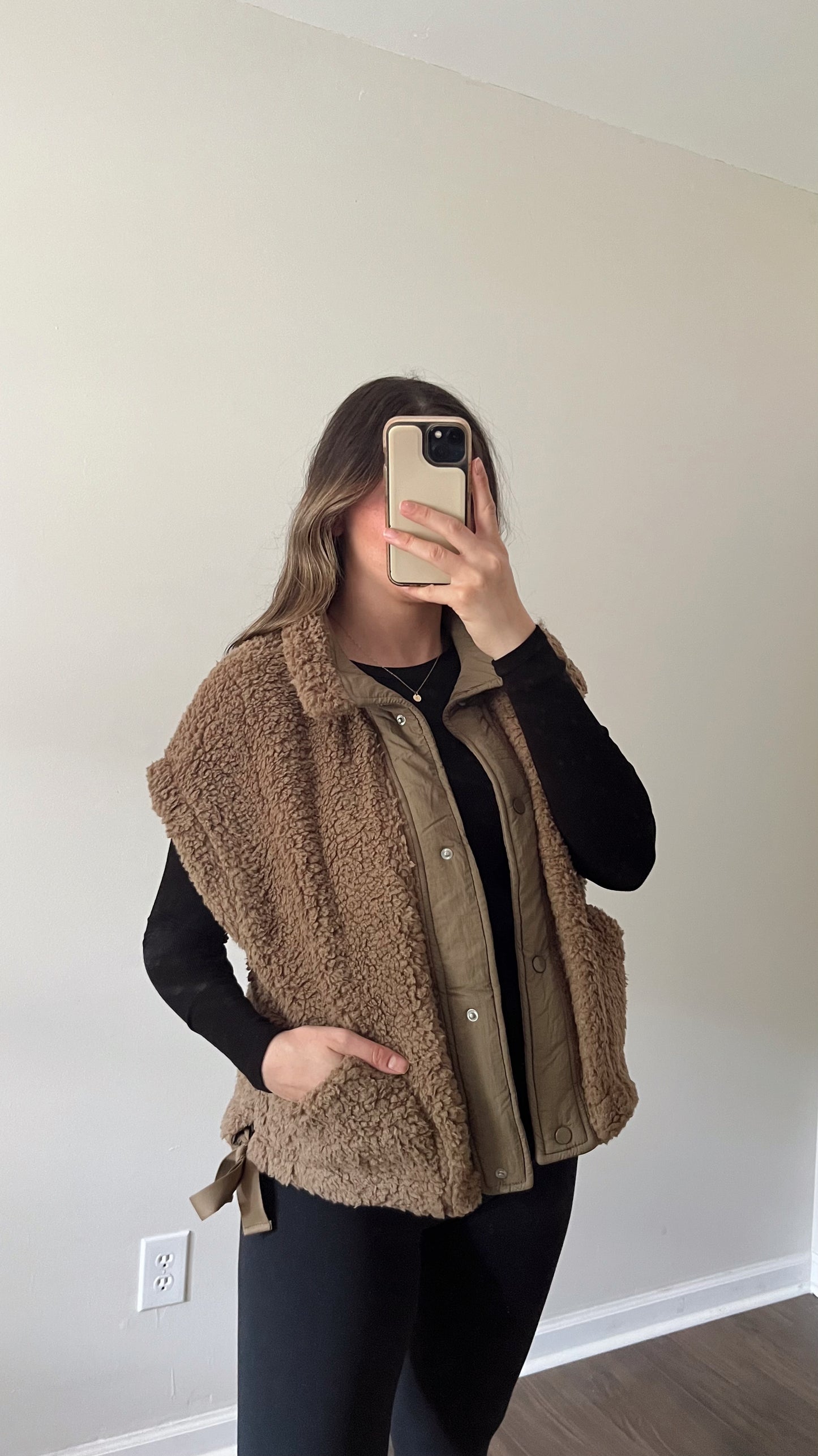 Cozy Sherpa Vest / Mocha
