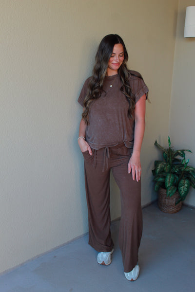 【新品未開封 在庫ラスト】RIB KNIT LOUNGE SET / BROWN Ribbed Lounge Set / Brown – Liza Co Boutique