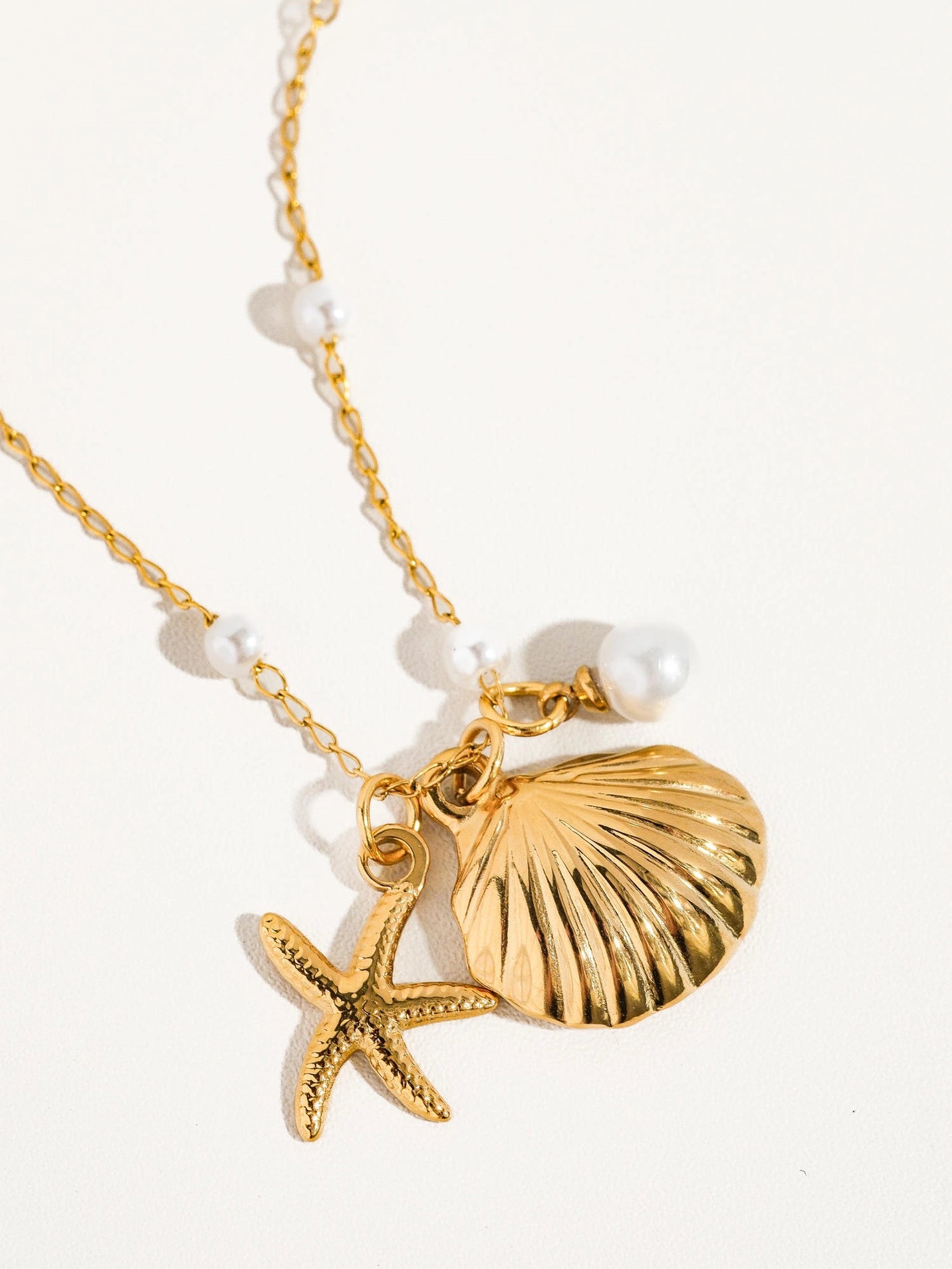 Capella Seashell & Star Necklace